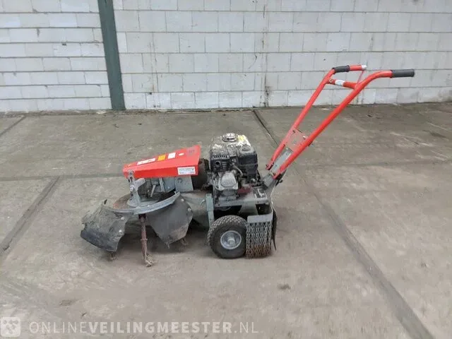 Onkruidborstelmachine nimos, mug, bouwjaar 2011 - afbeelding 7 van  14