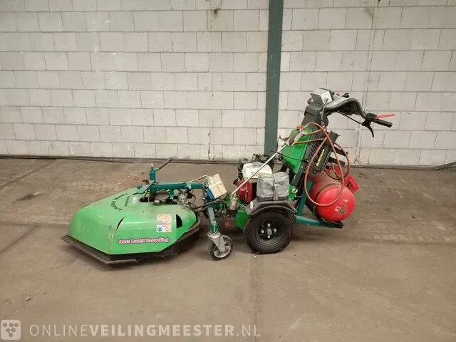 Onkruidbrander kersten, traction comp, 2016 - afbeelding 1 van  17