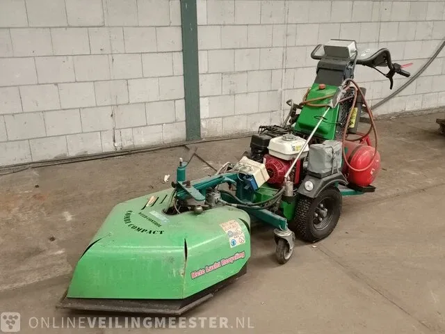 Onkruidbrander kersten, traction comp, 2016 - afbeelding 10 van  17