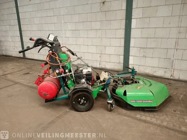 Onkruidbrander kersten, traction comp, 2016 - afbeelding 15 van  17
