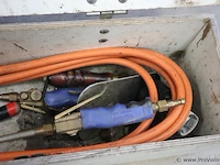 Onkruidbranders & soldeerbrander in houten kist - afbeelding 2 van  4