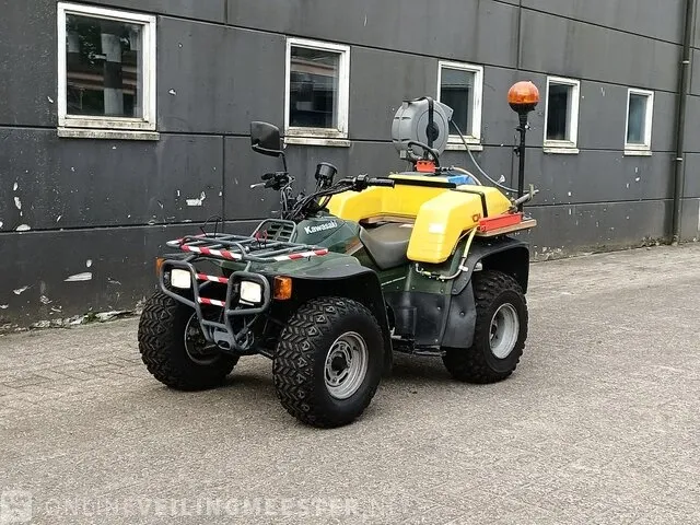 Onkruidspuit quad kawasaki, klf300, bouwjaar 2007 - afbeelding 12 van  19