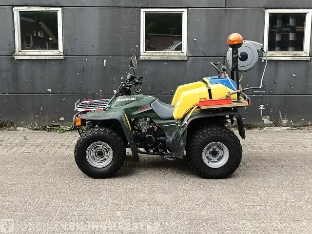 Onkruidspuit quad kawasaki, klf300, bouwjaar 2007 - afbeelding 13 van  19