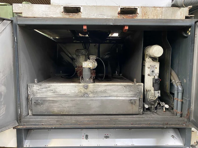 Ontbraam, finishing, polishing machine - afbeelding 12 van  15