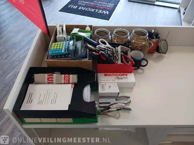 Ontvangstbalie met 2x vakkenkast - afbeelding 5 van  19