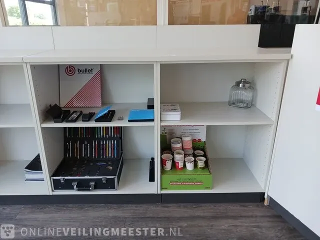 Ontvangstbalie met 2x vakkenkast - afbeelding 16 van  19