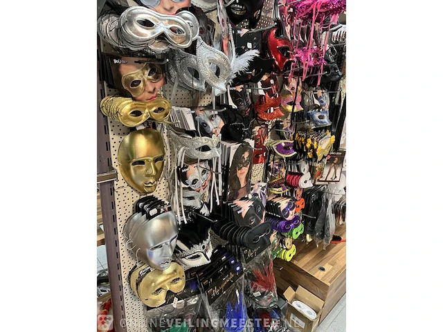 Oogmaskers/ venetiaanse maskers boland, div kleuren - afbeelding 2 van  5