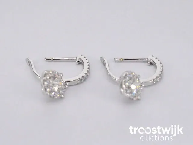 Oorbellen met briljant geslepen diamanten - afbeelding 6 van  7