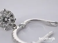 Oorbellen met briljant geslepen diamanten - afbeelding 7 van  7