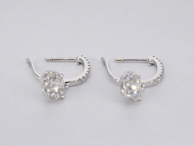 Oorbellen met briljant geslepen diamanten - afbeelding 6 van  9