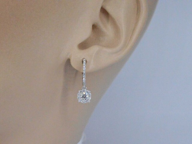 Oorbellen met briljant geslepen diamanten - afbeelding 2 van  2