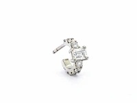 Oorsieraad met briljant geslepen diamanten en een emerald geslepen diamant met een gia certificaat - afbeelding 6 van  11