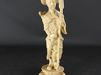 Oosterse figuur - afbeelding 1 van  5