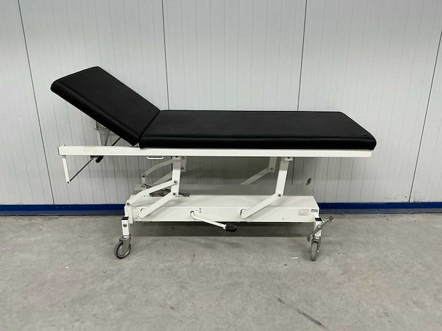 Oostwoud - behandelbank - afbeelding 2 van  3