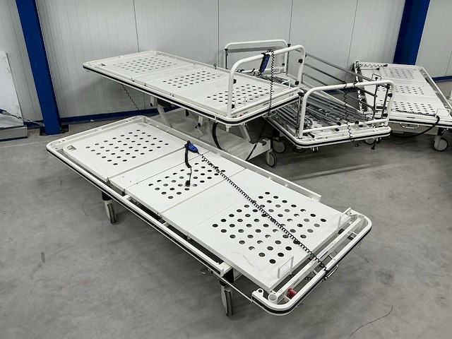 Oostwoud - ziekenhuisbedden (5x) - afbeelding 3 van  5