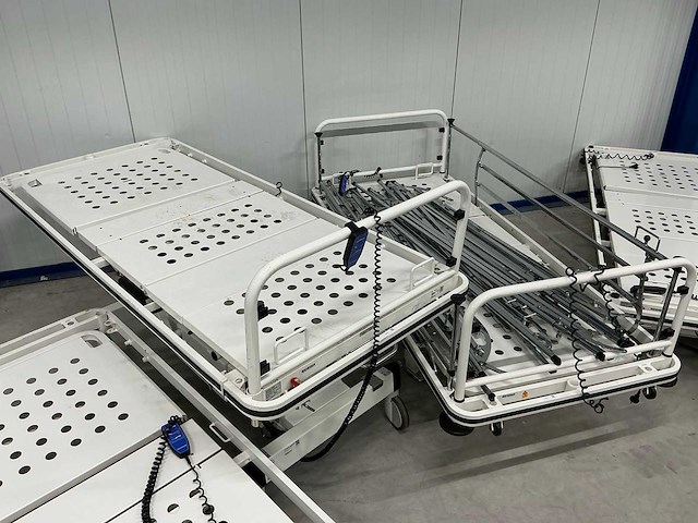 Oostwoud - ziekenhuisbedden (5x) - afbeelding 4 van  5