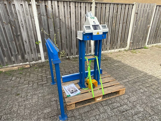 O+p - 2019 - slangenknipmachine - afbeelding 4 van  10