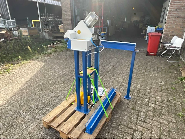 O+p - 2019 - slangenknipmachine - afbeelding 5 van  10