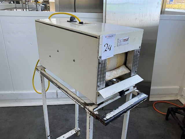 Op ‘t root puntbroodjesmachine - afbeelding 2 van  4