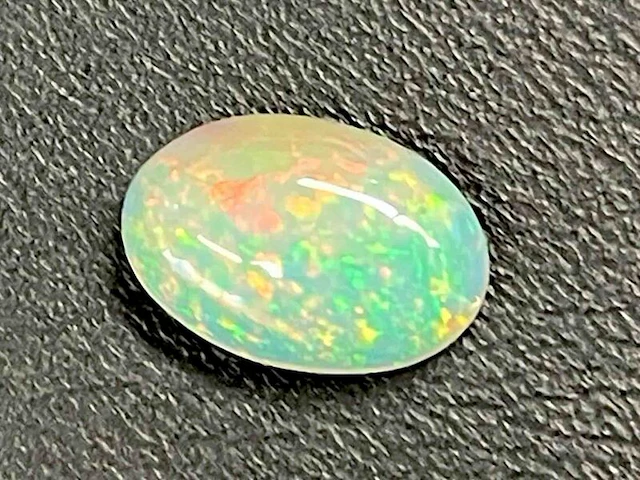 Opaal - 1.10 carat echte opaal - afbeelding 2 van  4