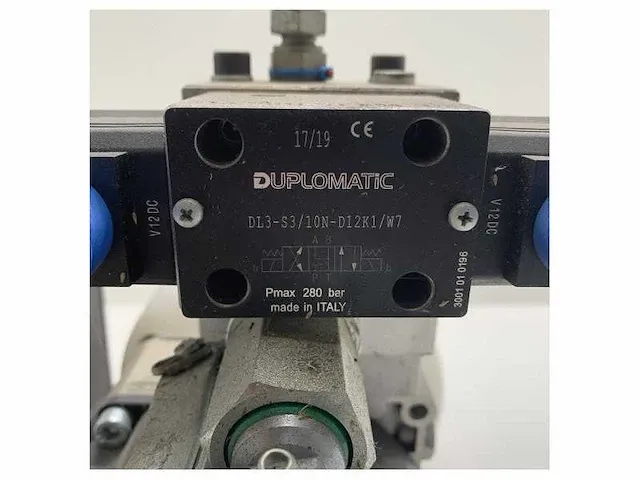 Opacmare 2 function hydraulic power pack 24v - afbeelding 4 van  5