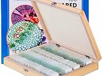 Opbergdoos met 100 microscoop dekglaasjes met verschillende platen,dieren,… - afbeelding 1 van  1
