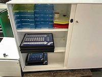 Opbergkast met inhoud - afbeelding 5 van  11