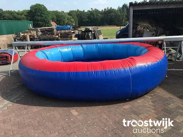 Opblaasbaar zwembad - afbeelding 1 van  9