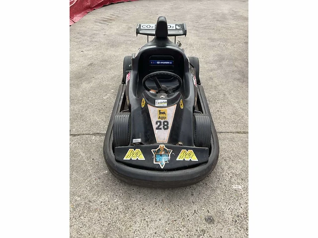 Opblaasbare racebaan met bumpercars + aanhangwagen - afbeelding 21 van  54