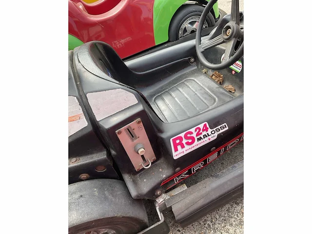 Opblaasbare racebaan met bumpercars + aanhangwagen - afbeelding 37 van  54