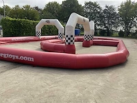 Opblaasbare racebaan met bumpercars + aanhangwagen - afbeelding 49 van  54