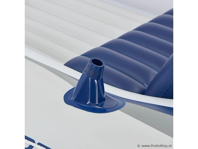 Opblaasbare rubberboot 4 persoons incl. luchtpomp, peddels, tas & reparatieset - afbeelding 6 van  9