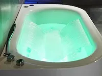Opbouw massagebad - waterval - morand - afbeelding 11 van  12
