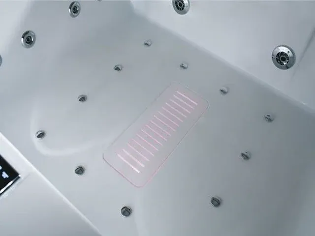 Opbouw (of inbouw massagebad) - afbeelding 6 van  9