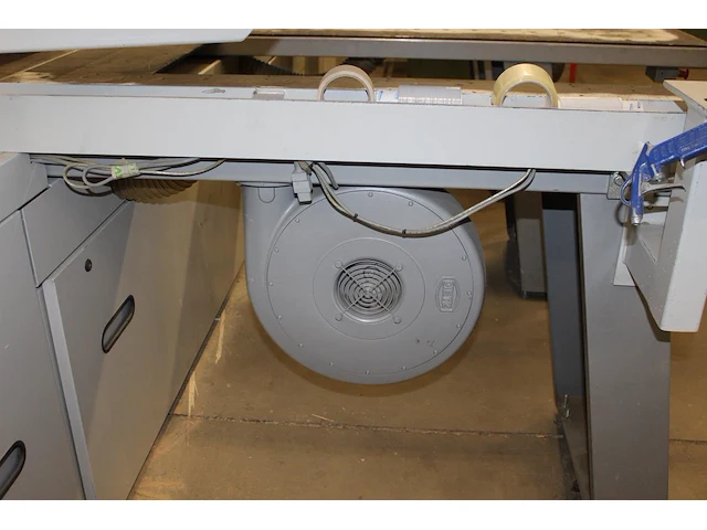 Opdeelzaag mayer ps 9z. bouwjaar 2007. machinenummer 0-131-00-5958 maximale werkbreedte 420 cm. voorzien va... - afbeelding 2 van  10
