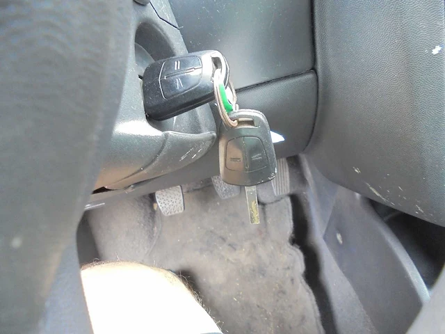 Opel - 1.3 cdti kasten - combo - vpx-55-h - afbeelding 4 van  12