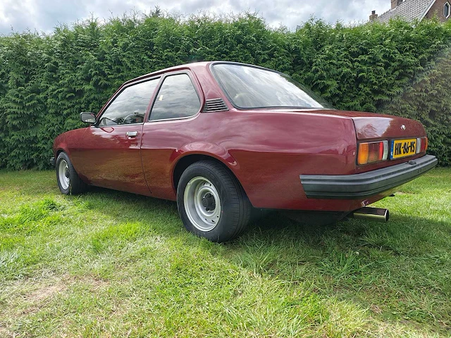 Opel - 1982 - ascona - b - 19n - personenauto - oldtimer - afbeelding 23 van  26