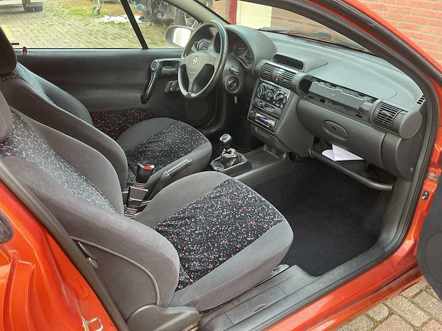 Opel - 1995 - tigra - 1.4i-16v optic - personenauto - afbeelding 9 van  10