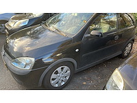 Opel - 2002 - corsa - 1.2-16v comfort - 83-skd-1 - afbeelding 1 van  12