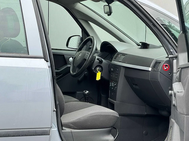Opel - 2003 - meriva - 1.6 essentia - 26-lz-bd - afbeelding 6 van  17
