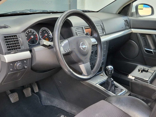Opel - 2003 - vectra gts - 1.8-16v elegance - 01-ll-xr - afbeelding 11 van  25