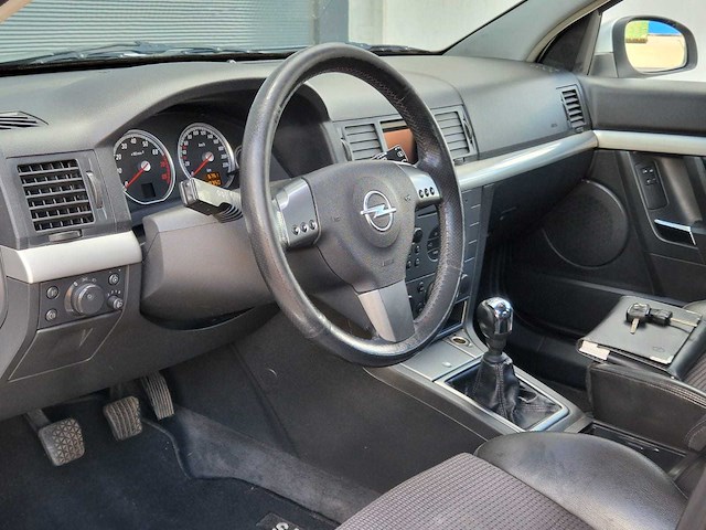 Opel - 2003 - vectra gts - 1.8-16v elegance - 01-ll-xr - afbeelding 3 van  25