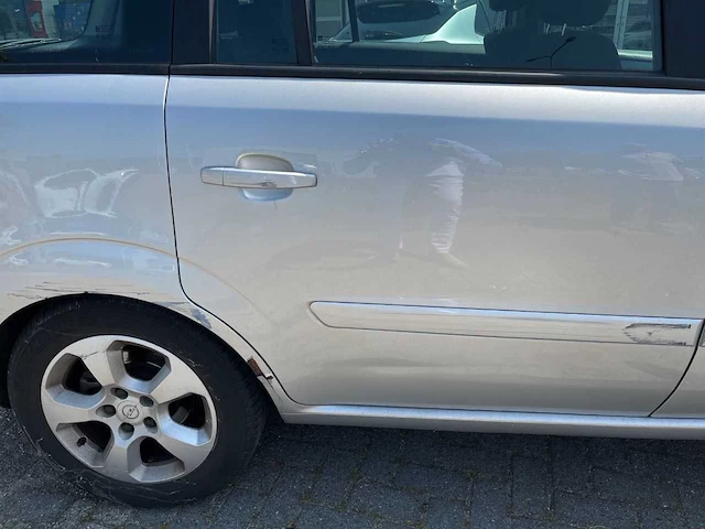 Opel - 2005 - zafira - 1.8 enjoy - 15-rv-rb - afbeelding 5 van  9