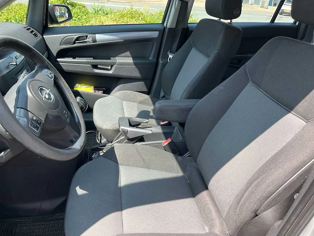 Opel - 2005 - zafira - 1.8 enjoy - 15-rv-rb - afbeelding 8 van  9