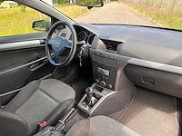 Opel - 2006 - astra gtc - 1.6 edition - 21-th-bl - afbeelding 8 van  18