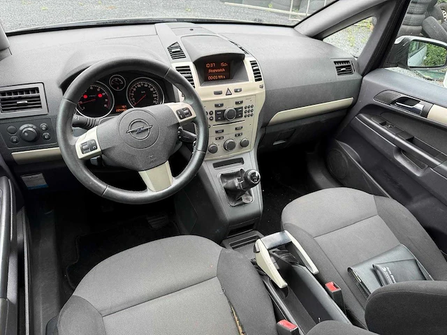 Opel - 2008 - zafira - 1.8 business - 13-pzz-5 - afbeelding 12 van  15