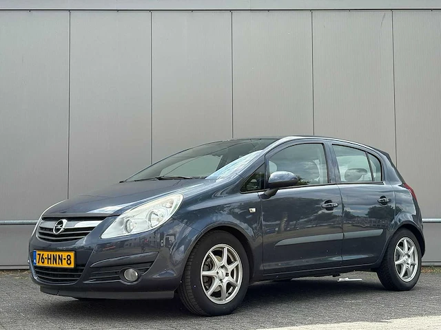 Opel - 2009 - corsa - 1.4-16v enjoy - 76-hnn-8 - afbeelding 1 van  18