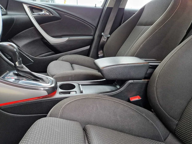 Opel - 2010 - astra - 1.6 turbo cosmo - 25-nsj-8 - automaat - afbeelding 16 van  26
