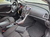 Opel - 2010 - astra - 1.6 turbo cosmo - 25-nsj-8 - automaat - afbeelding 17 van  26