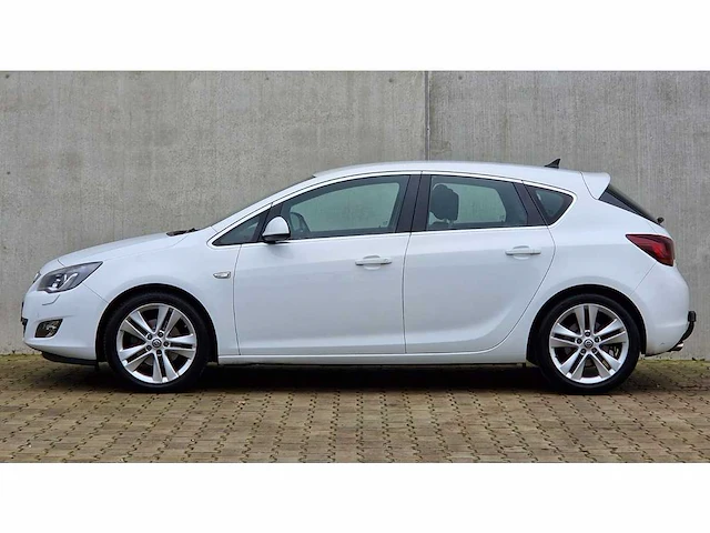 Opel - 2010 - astra - 1.6 turbo cosmo - 25-nsj-8 - automaat - afbeelding 25 van  26
